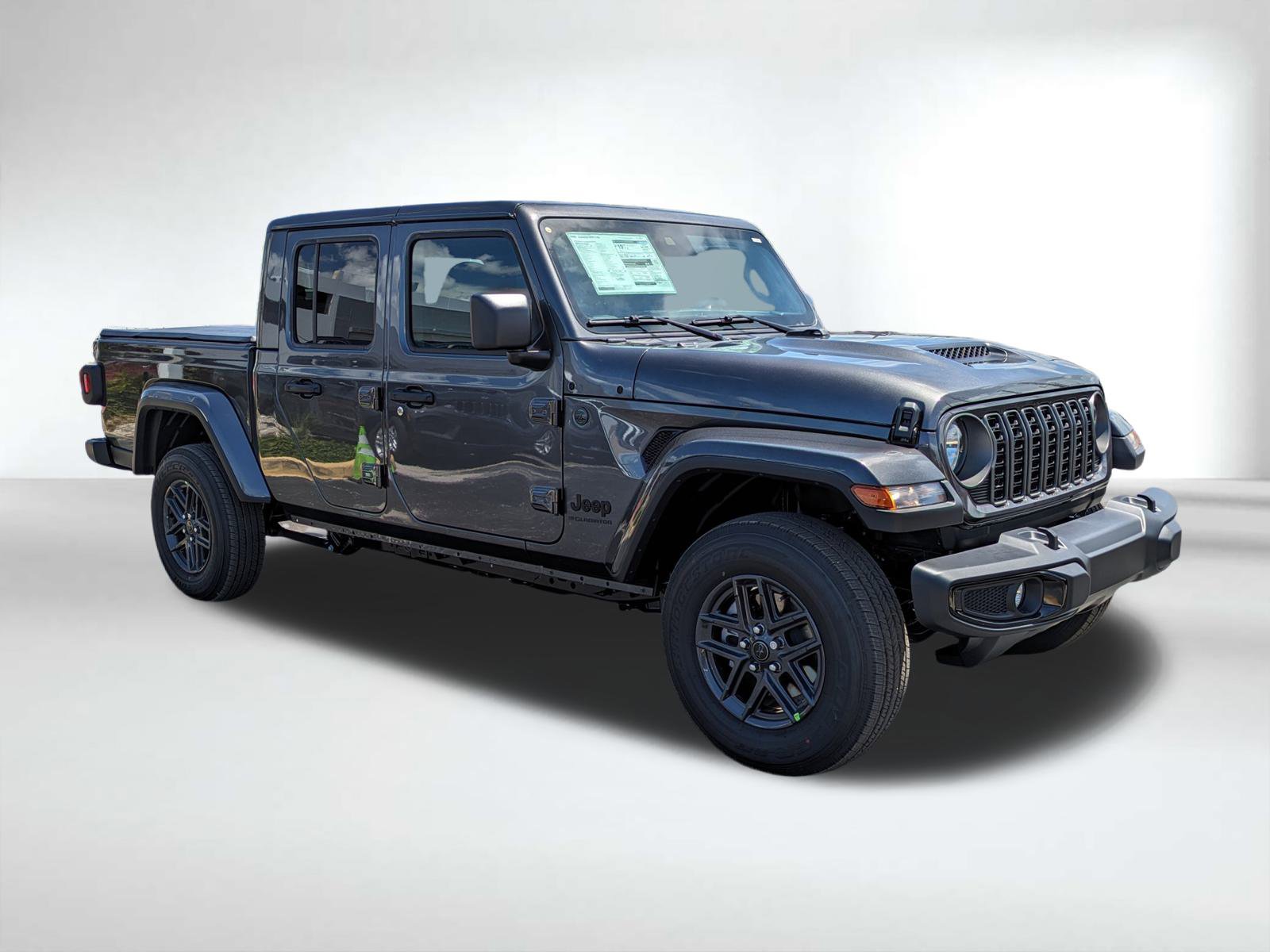 2025 Jeep Gladiator Sport S photo 2