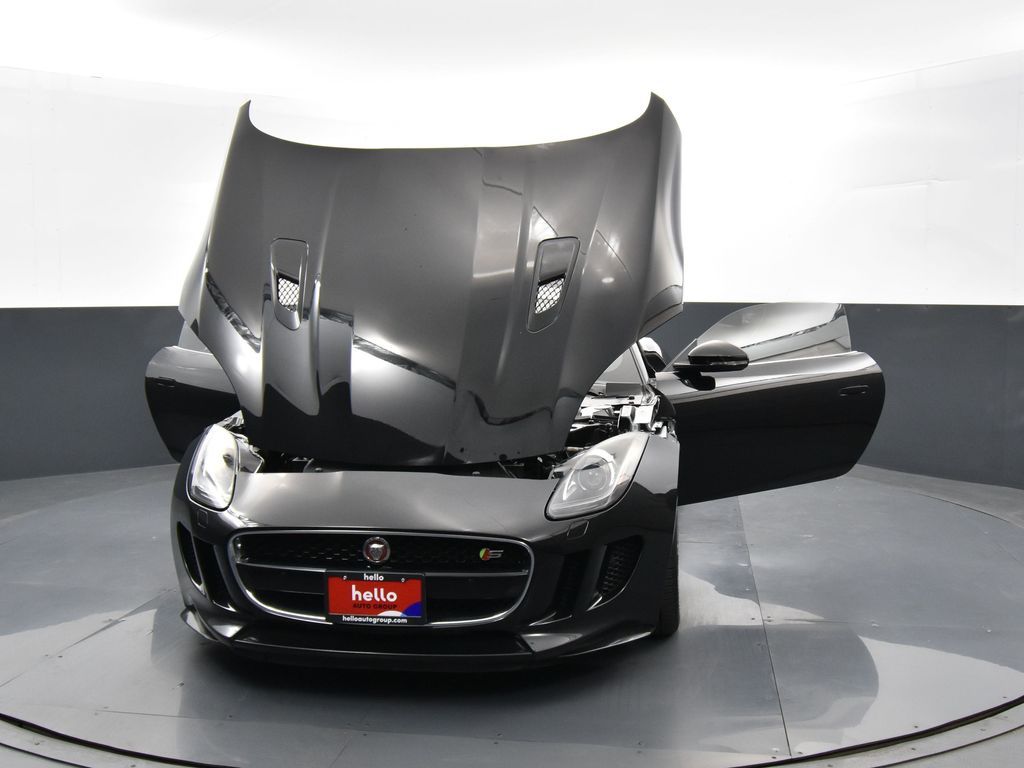 2016 Jaguar F-TYPE S photo 38