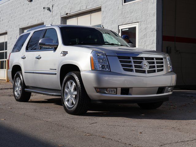 2012 Cadillac Escalade Base's photo