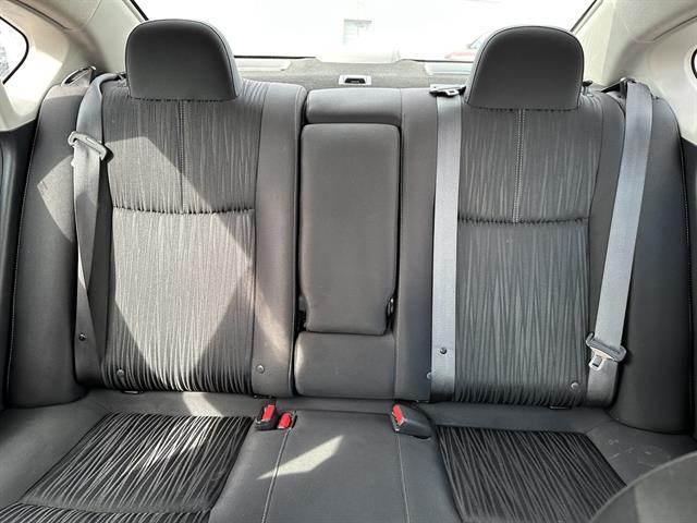 2018 Nissan Sentra S photo 18