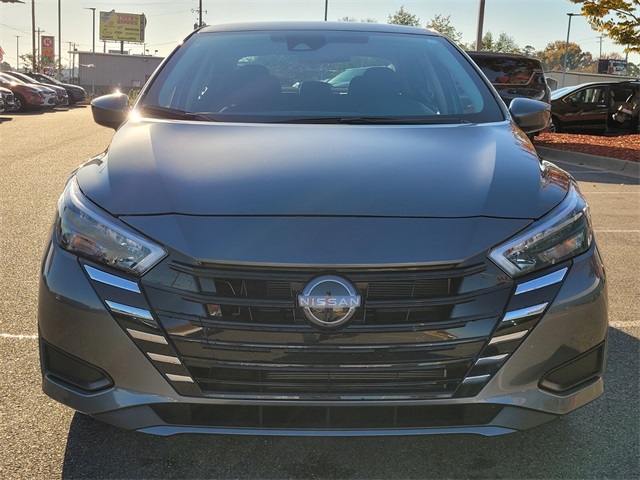 2025 Nissan Versa 1.6 SV photo 4