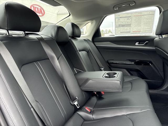 2025 Kia K5 EX photo 23