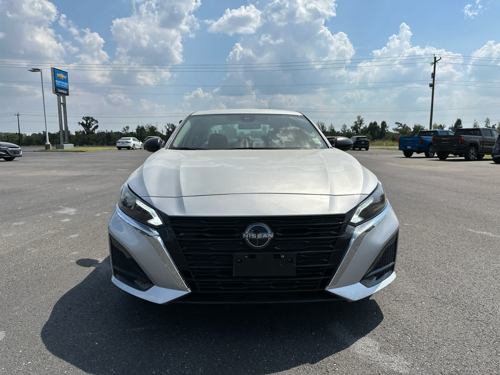 2024 Nissan Altima 2.5 SV photo 7