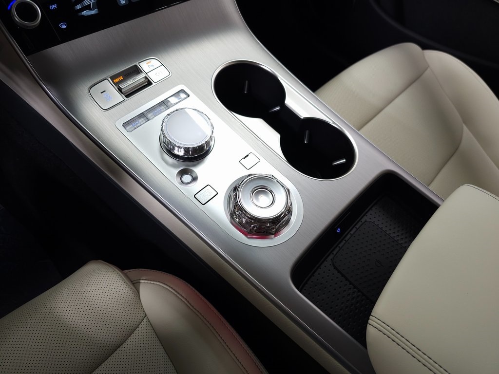 2026 Genesis GV70 2.5T Select photo 21