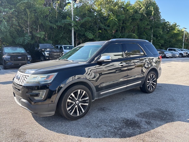 2016 Ford Explorer Platinum photo 4
