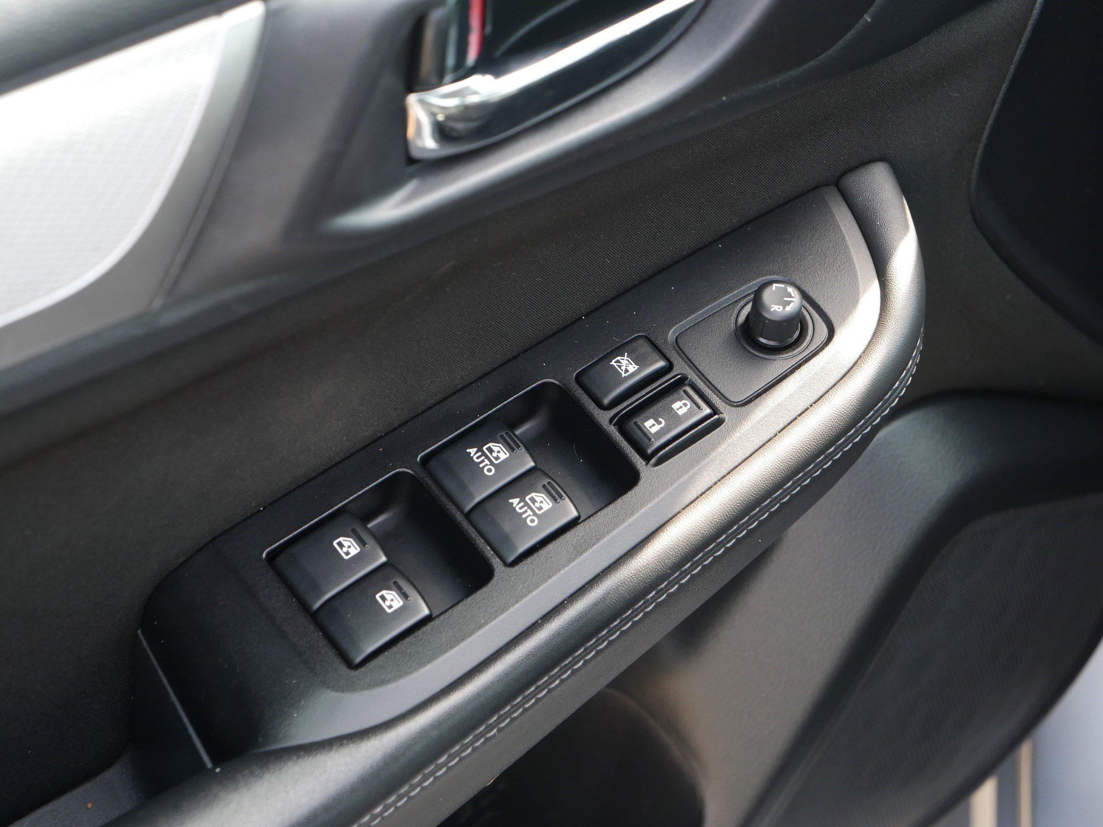 2015 Subaru Legacy 2.5i Premium photo 18