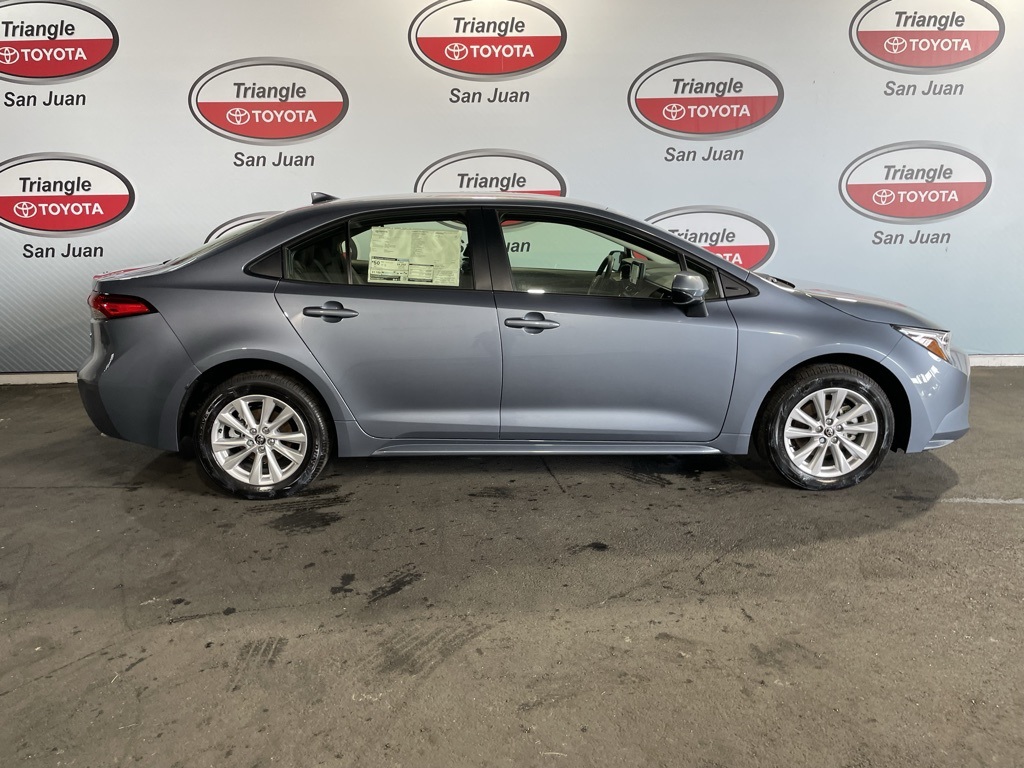 2024 Toyota Corolla Hybrid LE photo 6