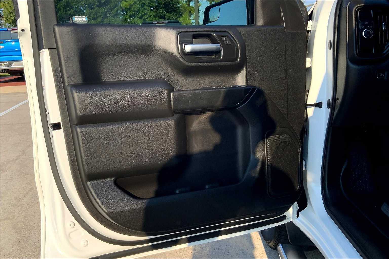 2021 Chevrolet Silverado 1500 Custom photo 20