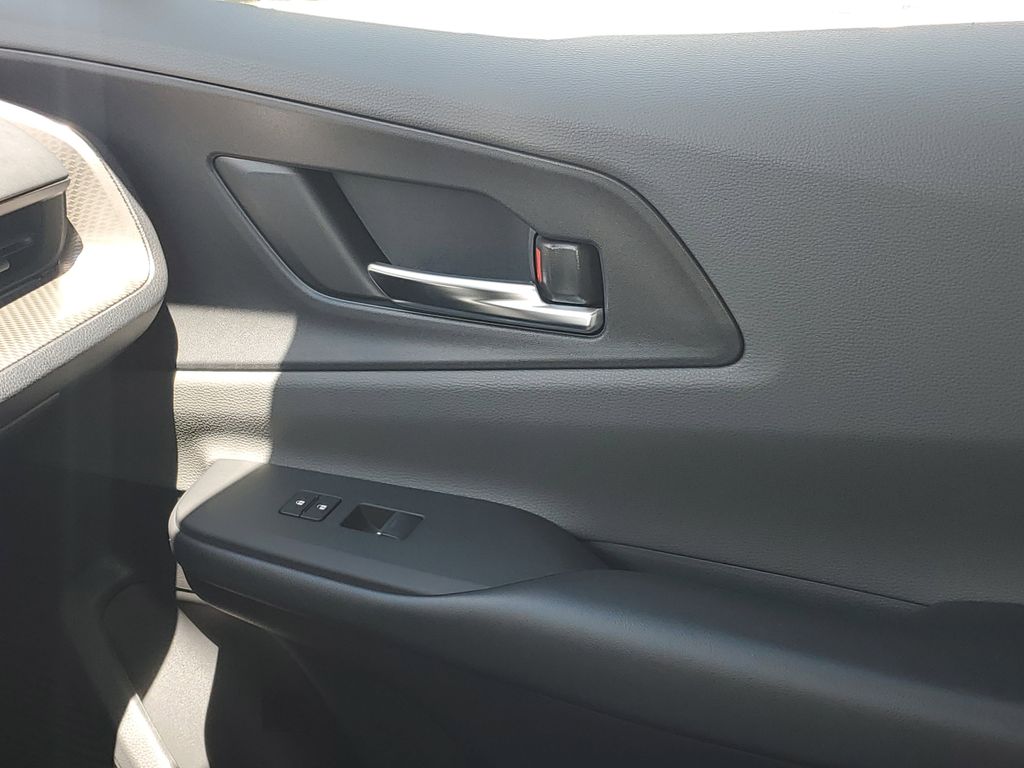 2026 Toyota Prius XLE photo 21