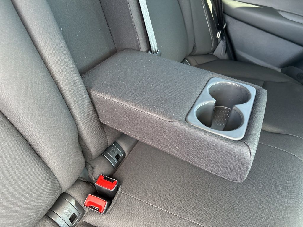 2025 Nissan Rogue S photo 43