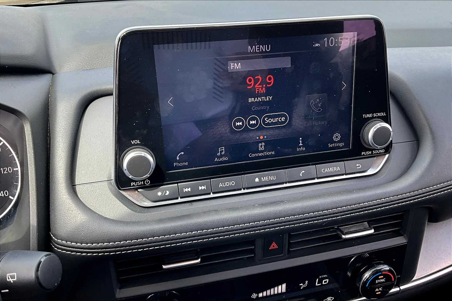 2024 Nissan Rogue SV photo 28