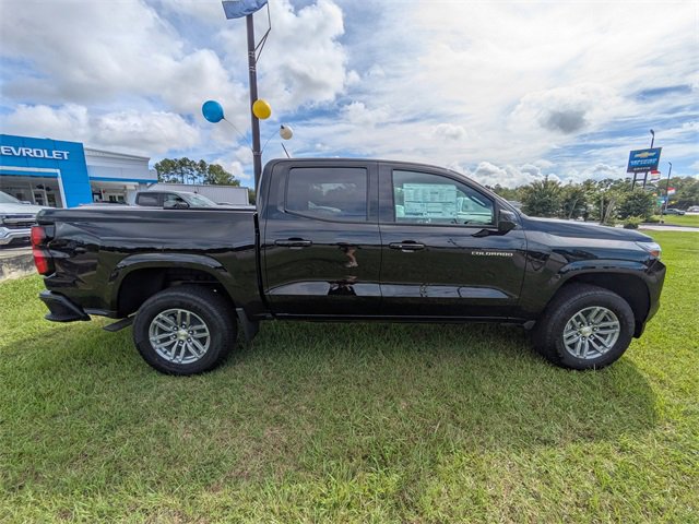 2026 Chevrolet Colorado LT photo 3