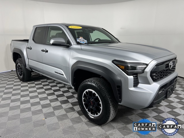 2024 Toyota Tacoma TRD Sport's photo
