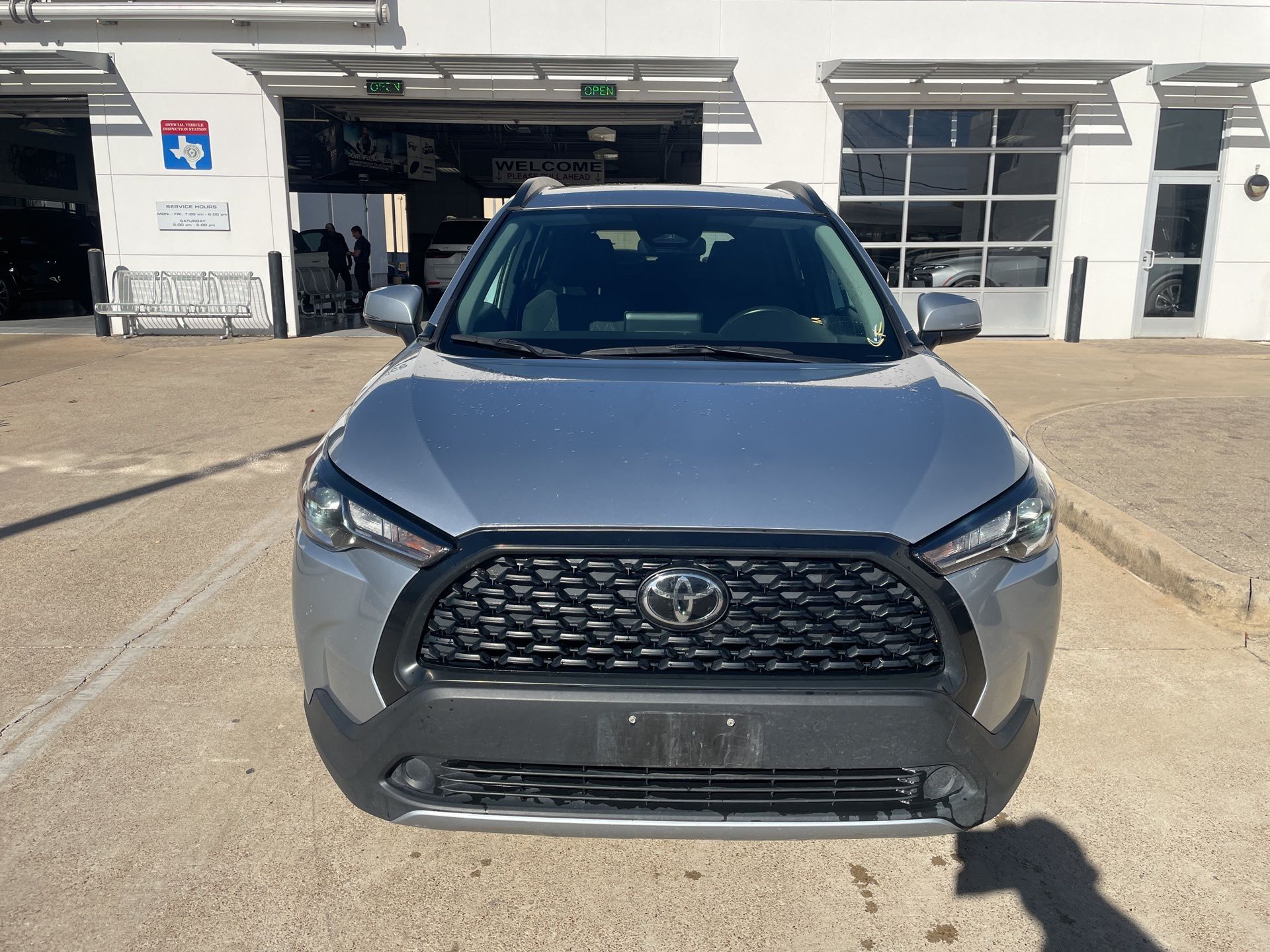 Used 2024 Toyota Corolla Cross LE with VIN 7MUCAABG5RV080454 for sale in Northfield, Minnesota