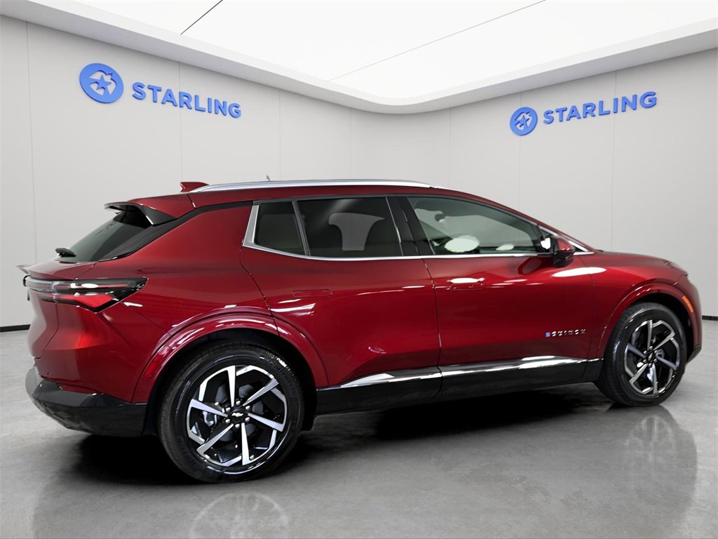 2025 Chevrolet Equinox EV 1LT photo 9