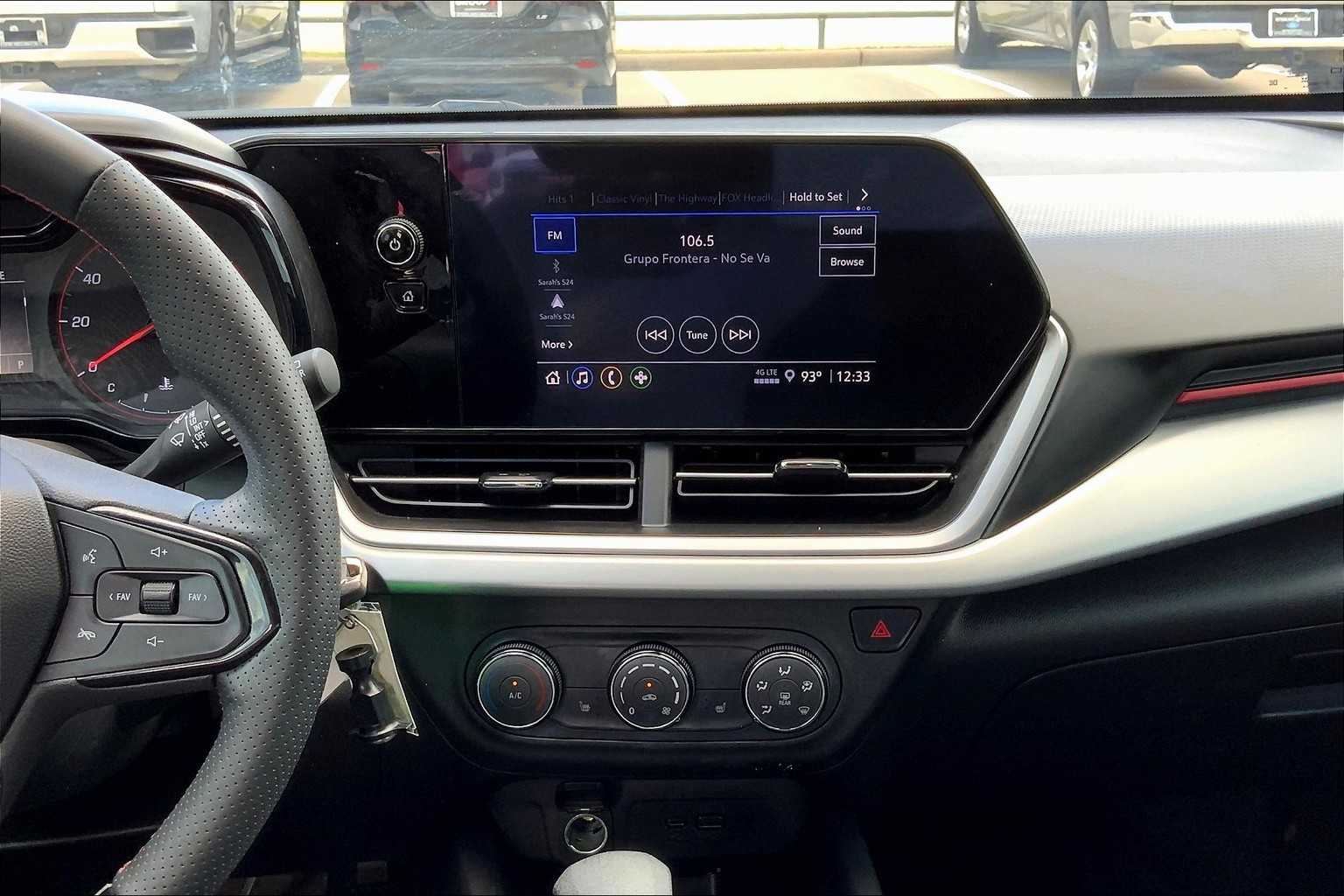 2024 Chevrolet Trax photo 5