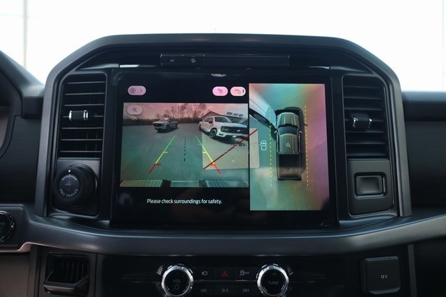 2025 Ford F-150 XLT photo 2