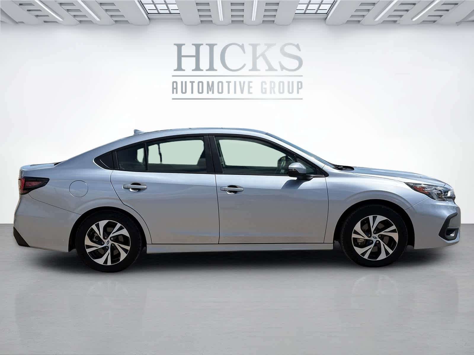 2025 Subaru Legacy Premium photo 3