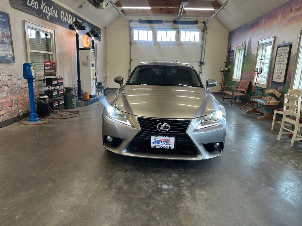 2014 Lexus IS 250 AWD photo 2