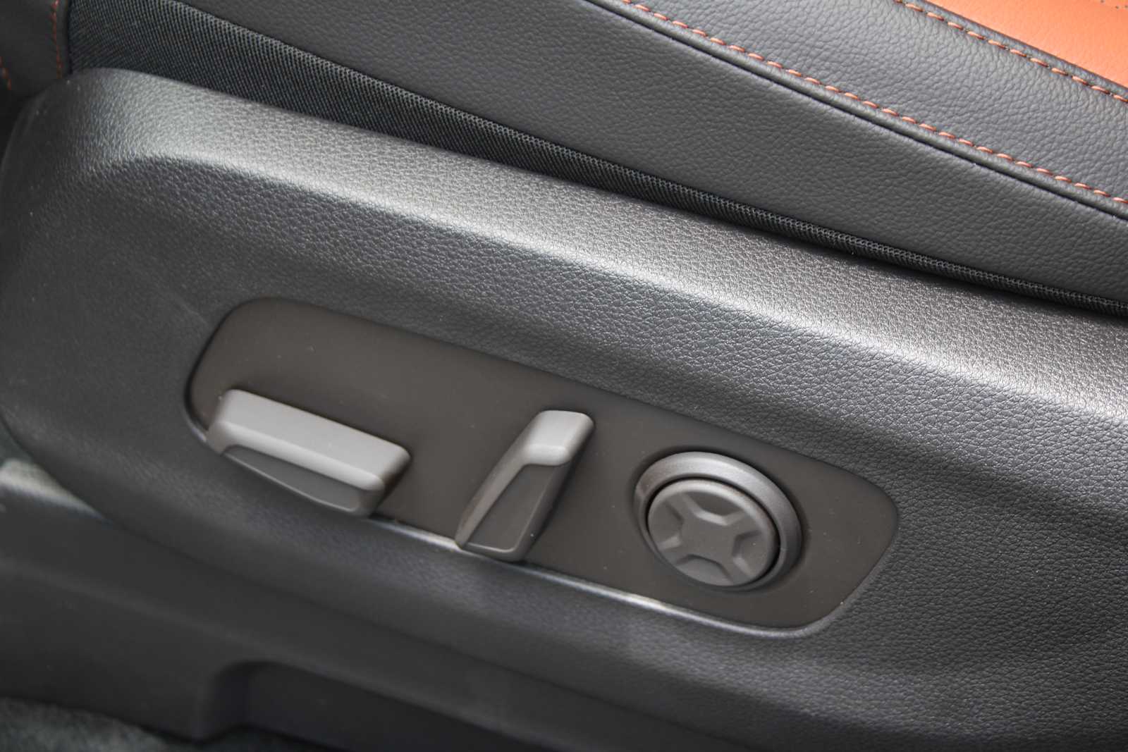 2025 Kia Carnival SX Prestige photo 24