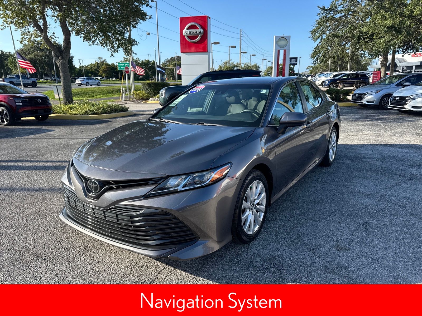 2019 Toyota Camry LE photo 2