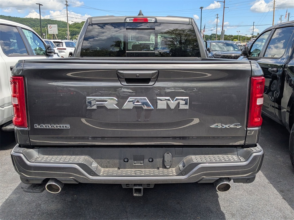 2025 Ram 1500 Laramie photo 2