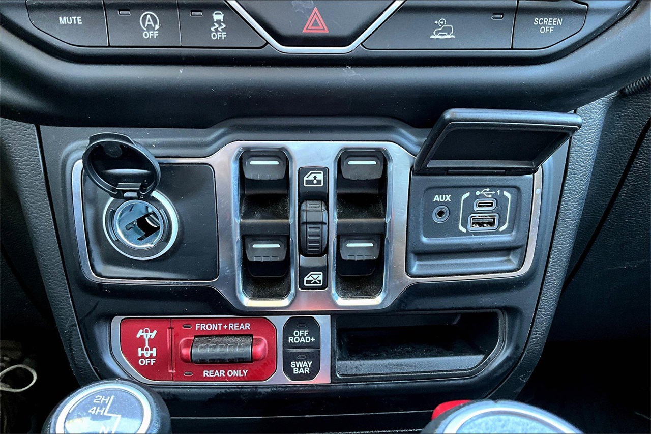 2023 Jeep Gladiator Rubicon photo 15