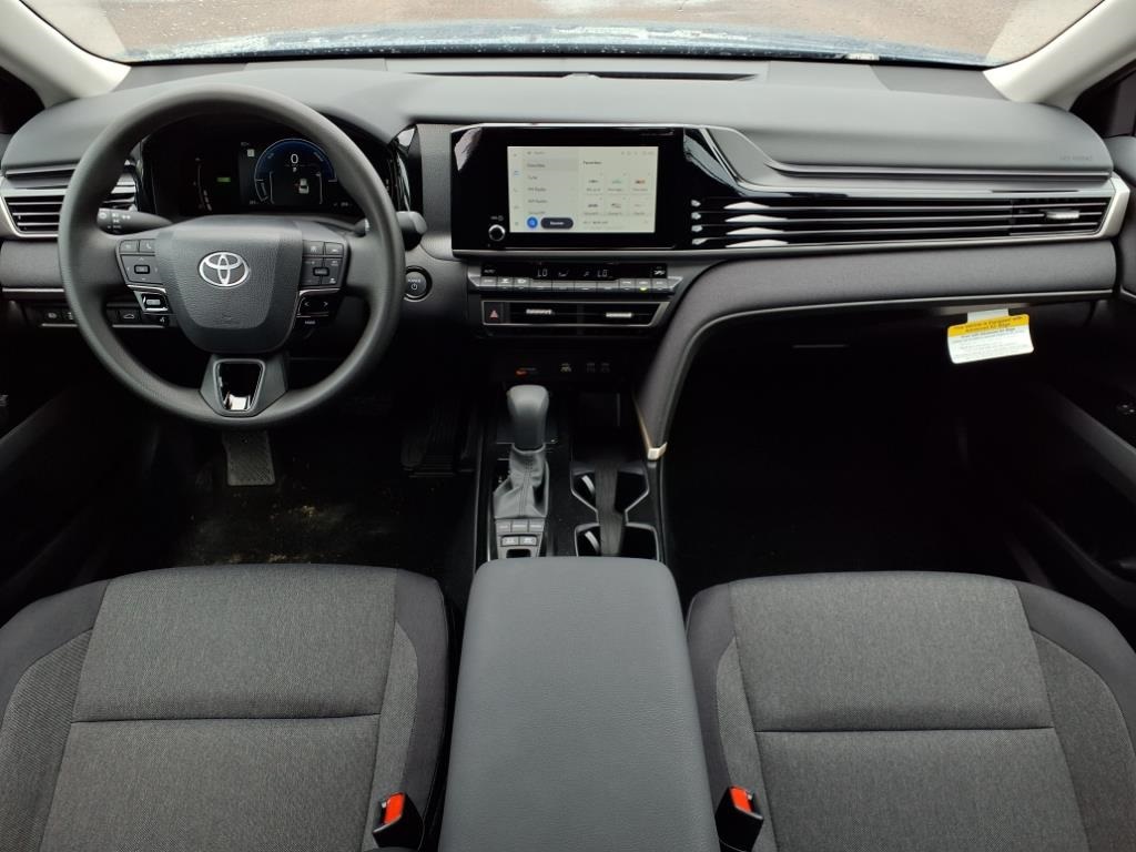 2025 Toyota Camry LE photo 12