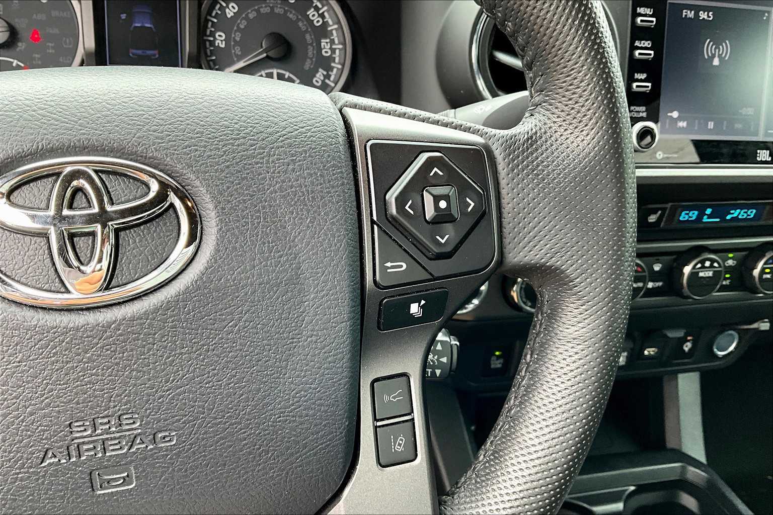 2020 Toyota Tacoma TRD Pro photo 22