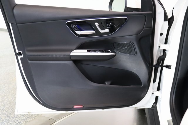 2025 Mercedes Benz GLC 300 4MATIC photo 16