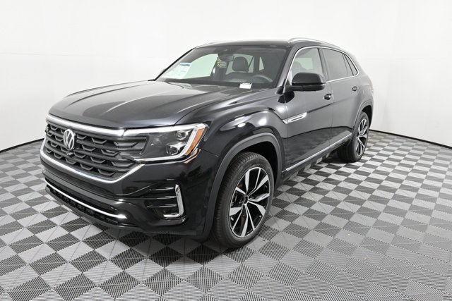 2025 Volkswagen Atlas Cross Sport SEL Premium R-Line photo 2