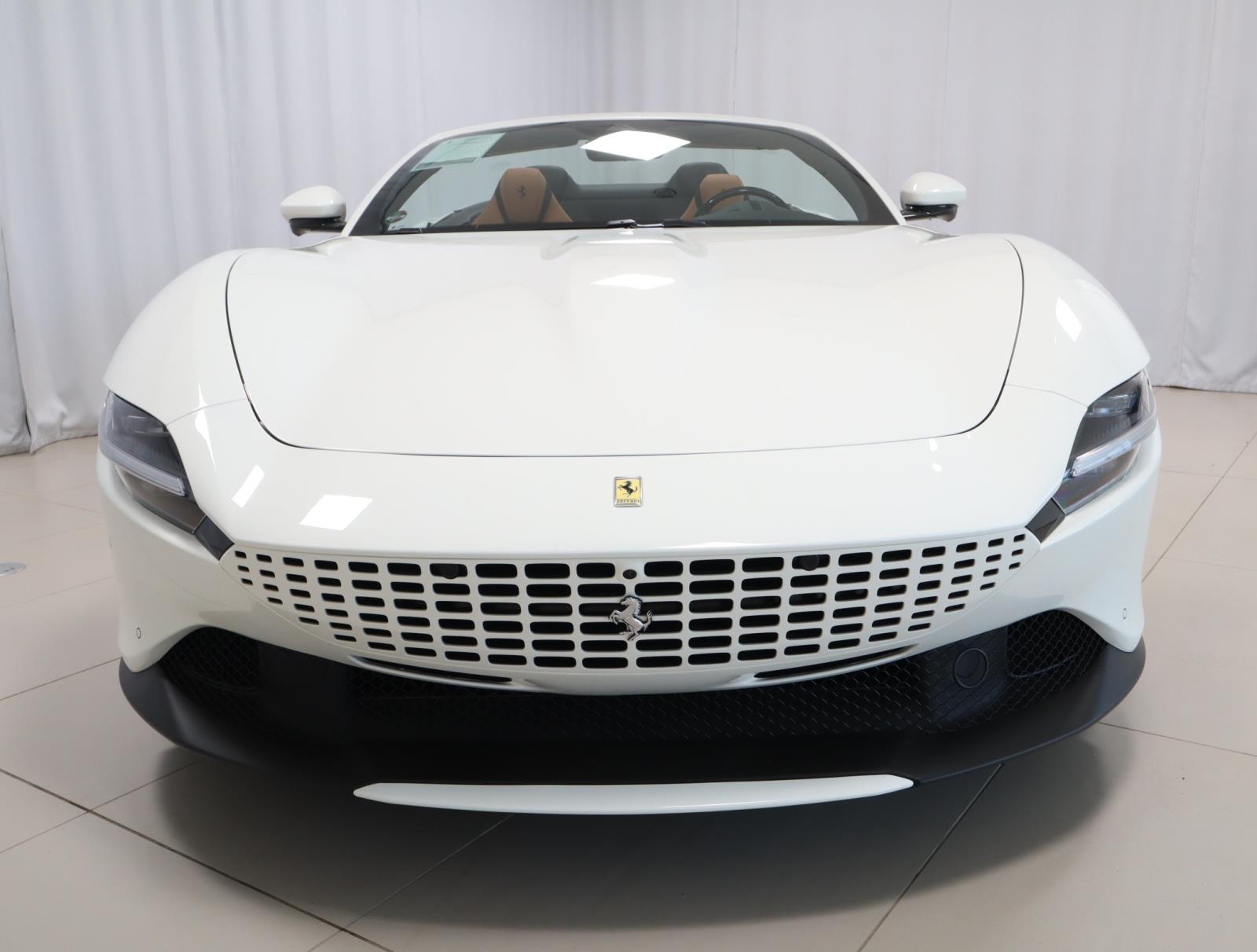 2024 Ferrari Roma Spider photo 4