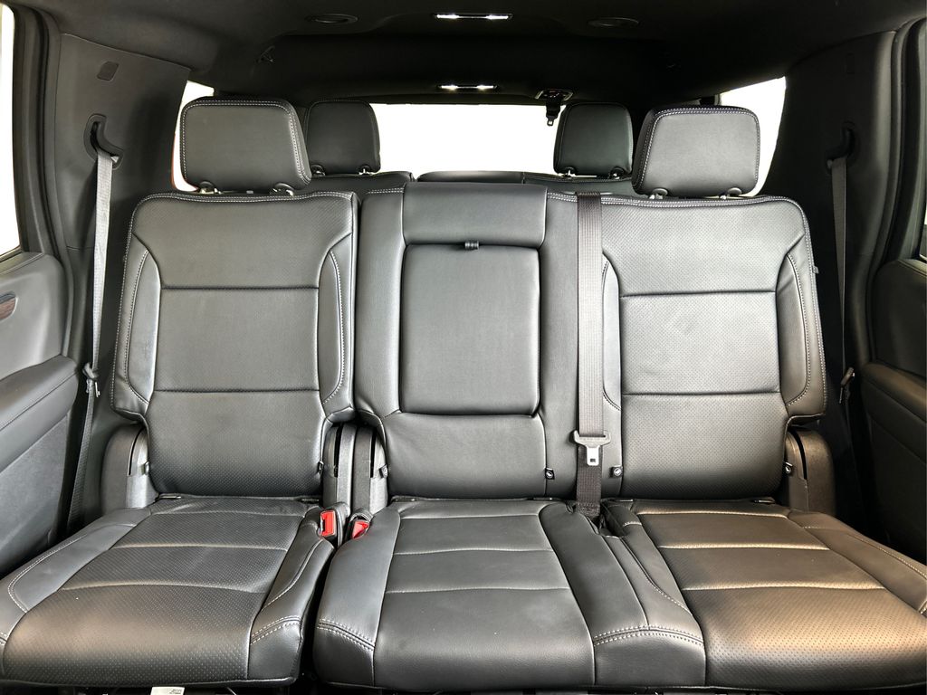 2025 Chevrolet Tahoe LS photo 17