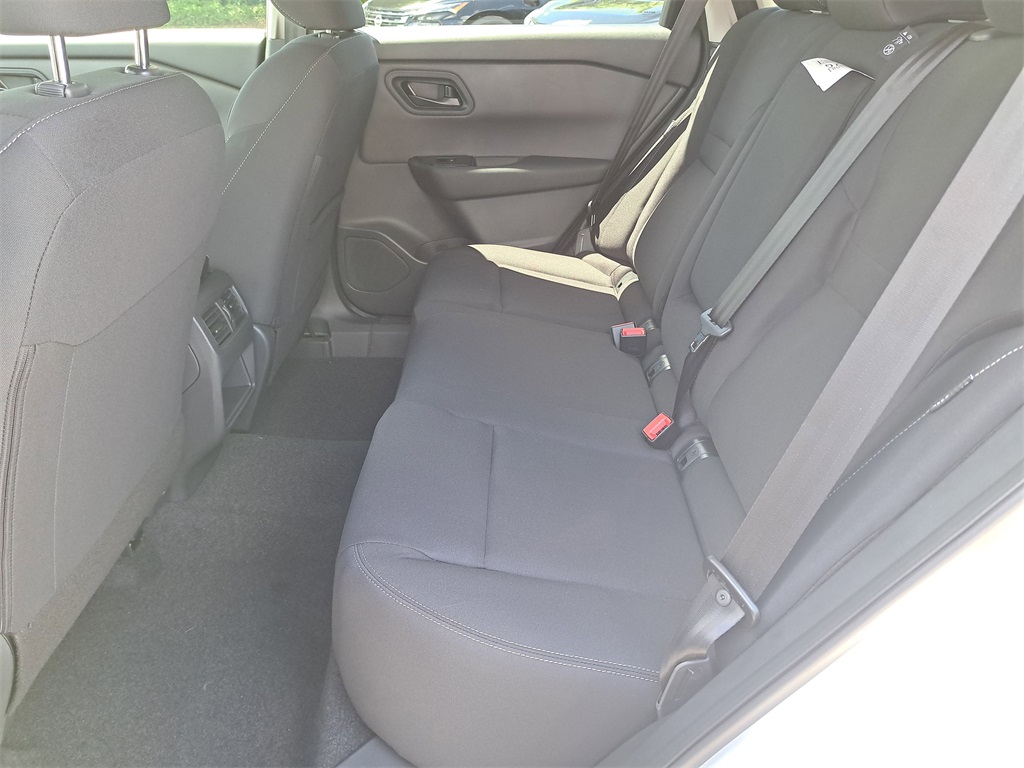 2026 Nissan Rogue S photo 12