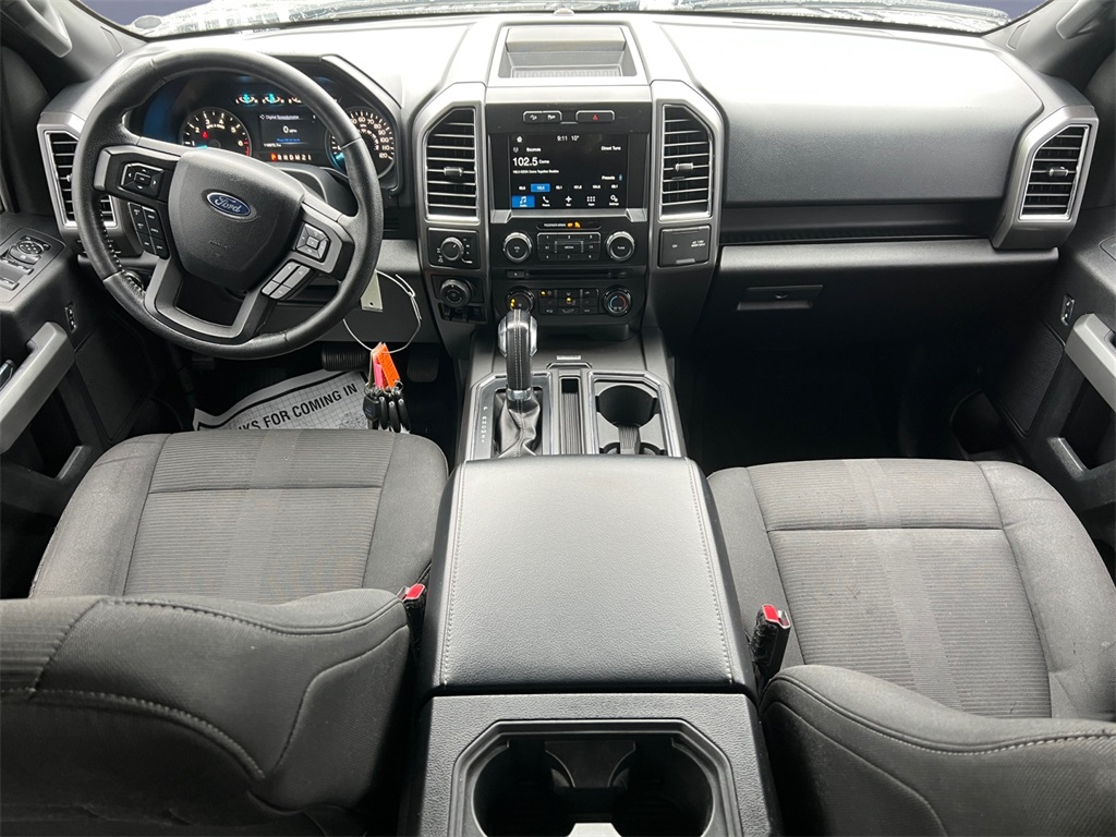 2016 Ford F-150 photo 12