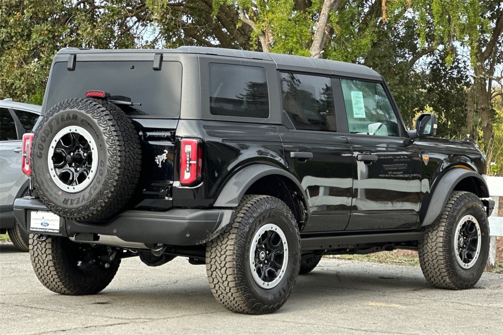 2025 Ford Bronco Badlands photo 4