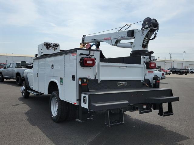2024 Ram 5500 Tradesman photo 4