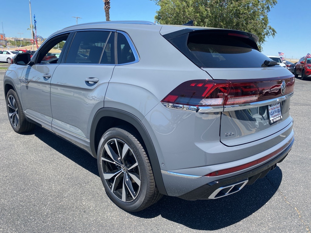 2025 Volkswagen Atlas Cross Sport SEL Premium R-Line photo 4