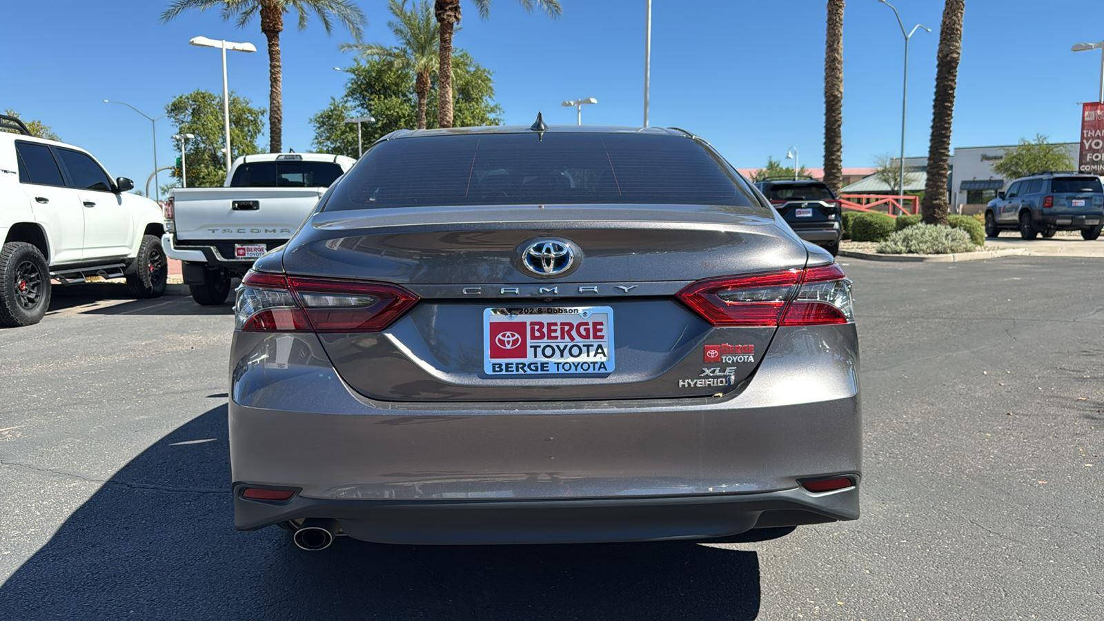 2023 Toyota Camry Hybrid XLE photo 6