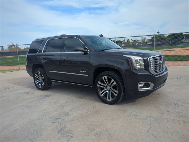 2017 GMC Yukon Denali's photo