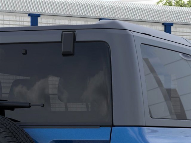 2025 Ford Bronco Base photo 23