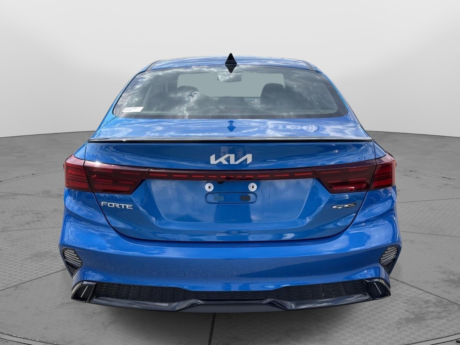 2022 Kia Forte GT-Line photo 18
