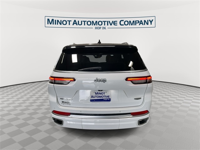 2022 Jeep Grand Cherokee L Summit photo 5