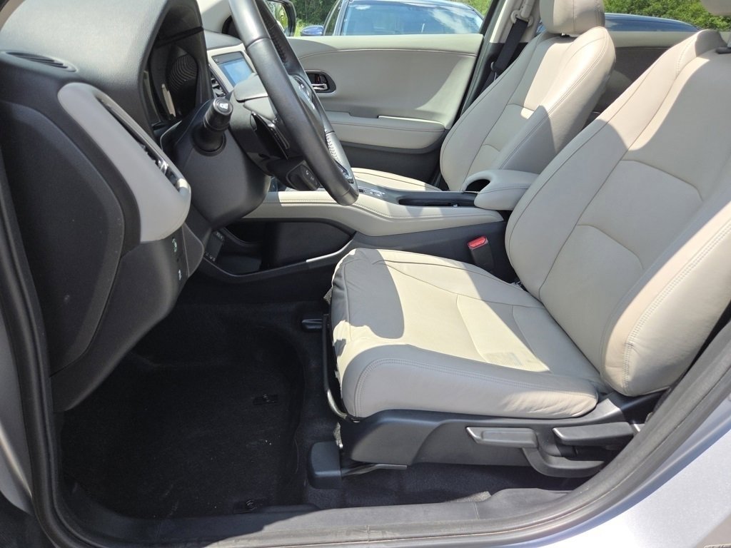 2019 Honda HR-V EX-L photo 3