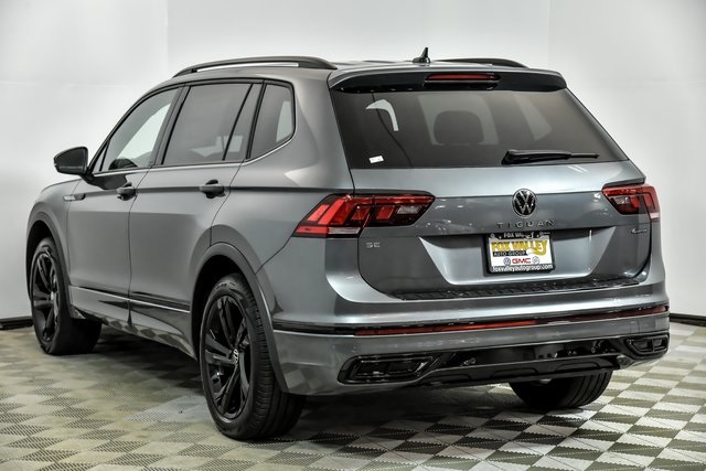 2024 Volkswagen Tiguan SE R-Line Black photo 3