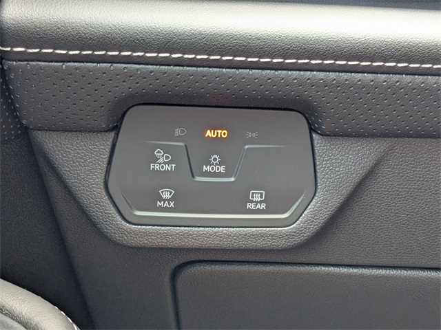 2026 Volkswagen Atlas SEL photo 27