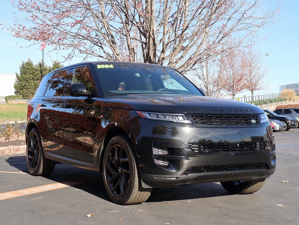 2024 Land Rover Range Rover Sport SE photo 3