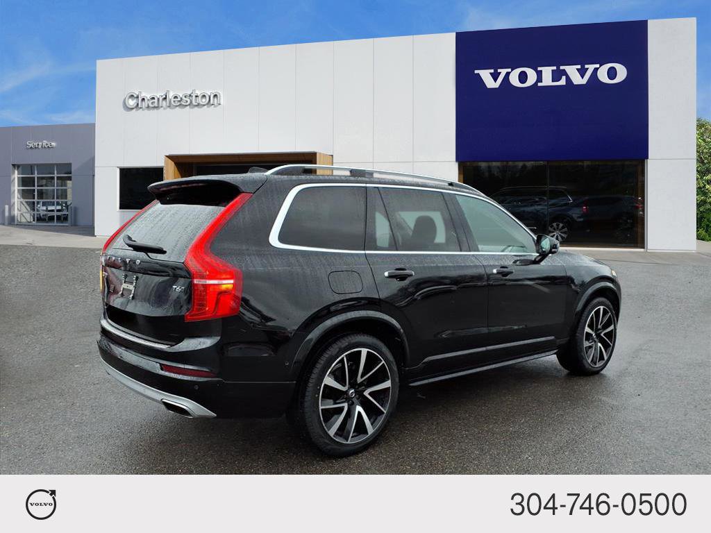 2019 Volvo XC90 Momentum photo 2