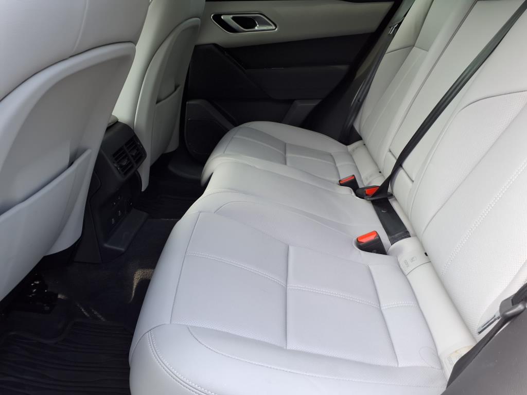 2025 Land Rover Range Rover Velar S photo 4