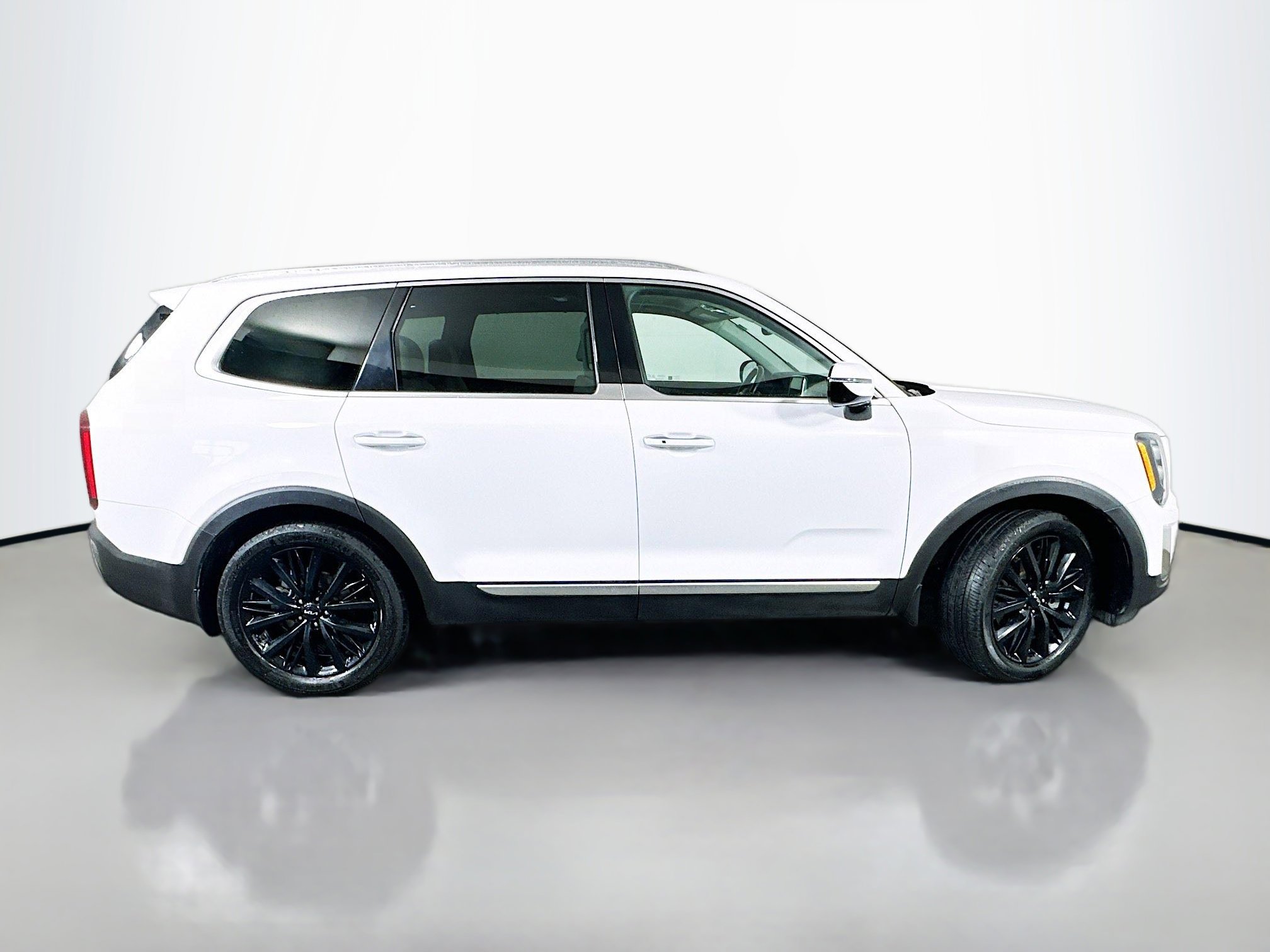 2022 Kia Telluride SX photo 4
